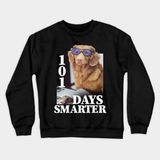 101 Days Smarter Cute Golden Retriever Dog With glasses Crewneck Sweatshirt